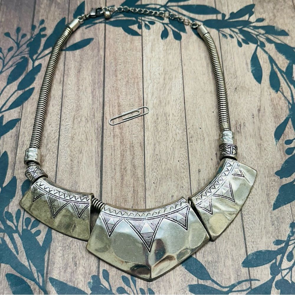 Silver Tribal Panel Necklace B4‎